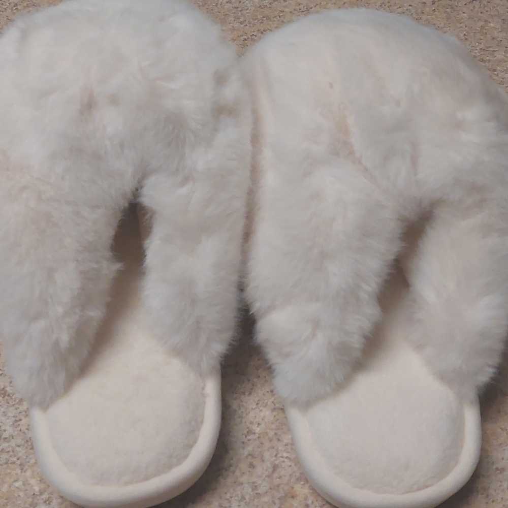 White fluffy slipper